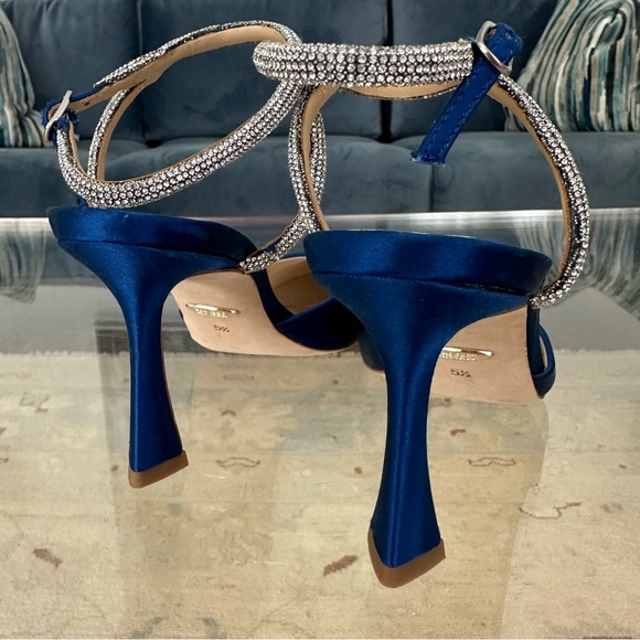 Badgley Mischka Women's Kamilah Pump Royal Blue Satin size 5.5 - Picture 14 of 15